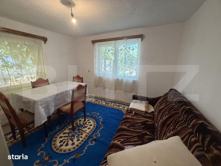 Casă cu 3 camere în Nușfalău