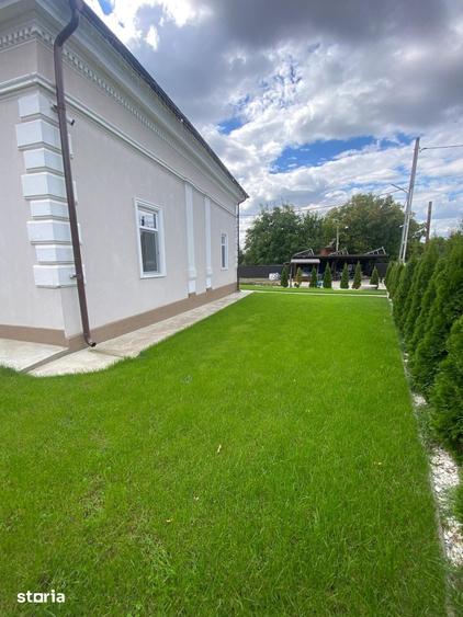 Casă cu 3 camere cu Teren 500 Mp în Central