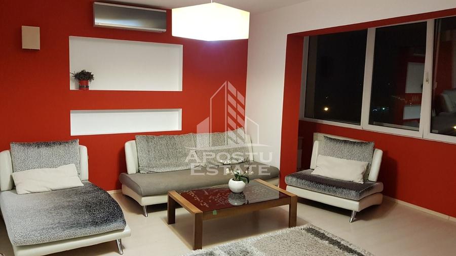Apartament cu 3 camere decomandat în Olimpia-Stadion