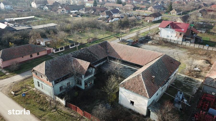 Spațiu comercial, de 542 mp, în Orțișoara