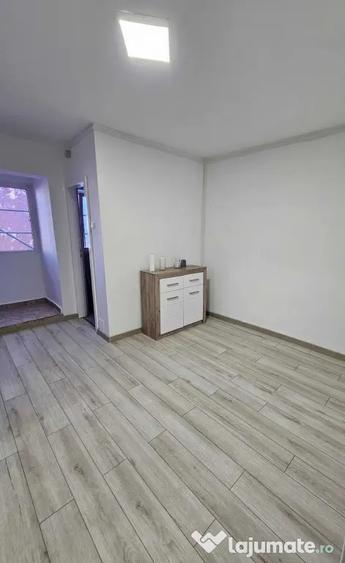 Dristor la metrou etaj 4 - Bucuresti (Bucuresti-Ilfov) - 4