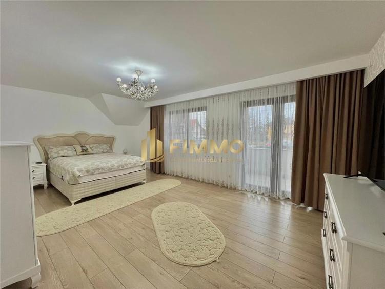 Casă cu 4 camere cu Teren 1400 Mp în Mihoveni