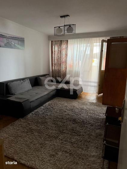 Apartament cu 2 camere semidecomandat, mobilat în Războieni