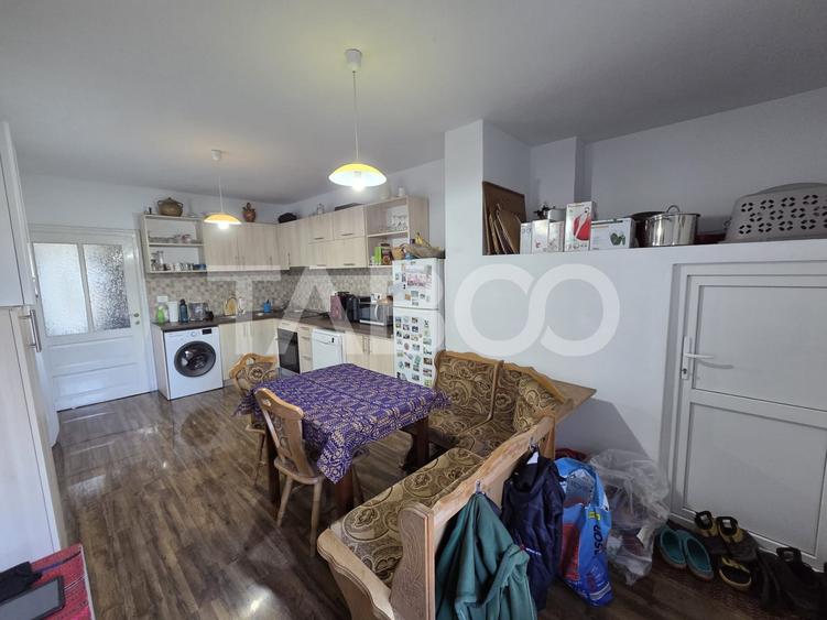 Duplex cu 4 camere cu Canalizare în Făgăraș