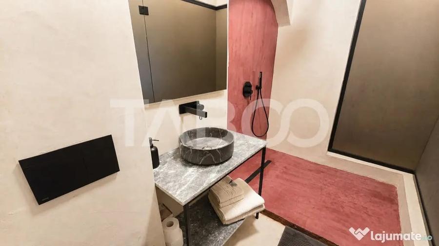 Apartament cu 3 camere decomandat în Orașul de Jos