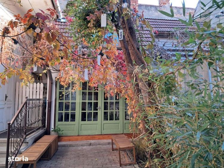 Casa deosebita ,zona centrala-oportunitate investitionala cu multiple - 1