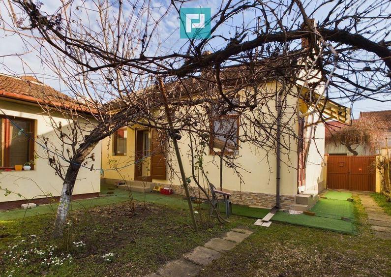 Casa cu teren in Parneava - 2