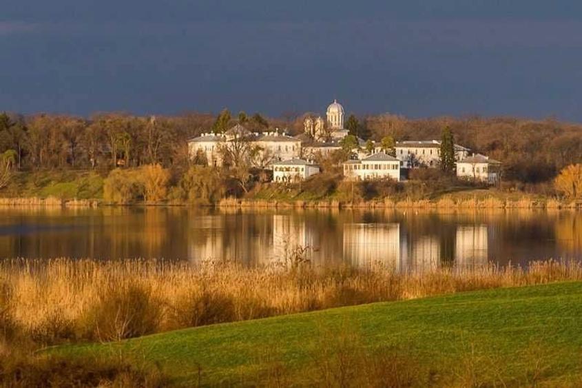 Teren privat intravilan Caldarusani langa lac - 5