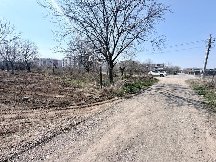 Oportunitate! Teren 1000mp. Deschidere 20ml. Regim inaltime P+2 - 3