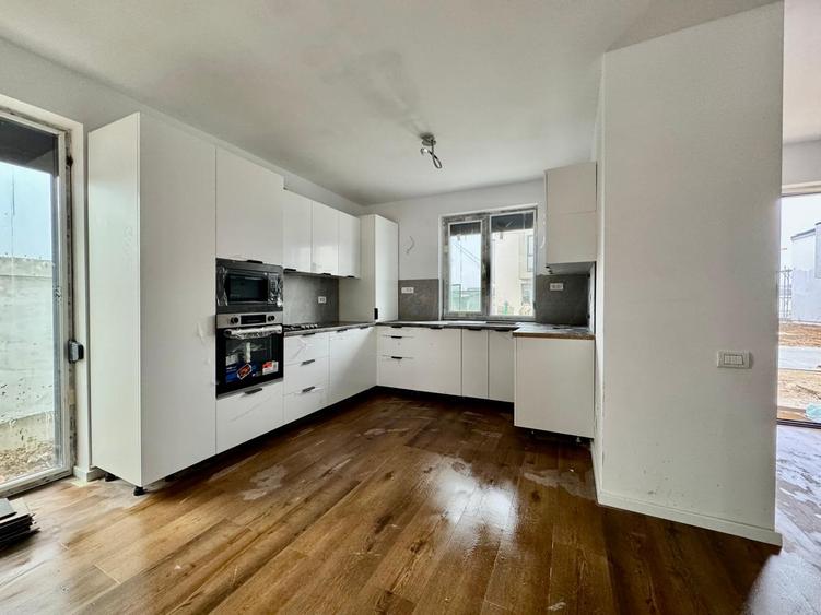 Vanzare vila individuala Tunari | Complex Teilor 77 - 8