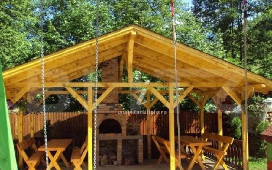 Pensiune turistica Moeciu, Cheia, 10 camere - 1