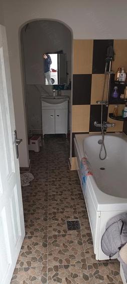 Casa de vanzare la ?ara in zona lini?tita (jude?ul Valcea) - 9