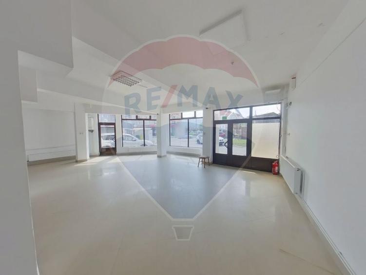Spatiu comercial de 140mp de inchiriat in zona centrala - 2