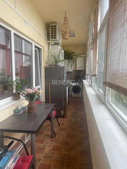 Vanzare apartament 2 camere transformat in 3-zona Nord