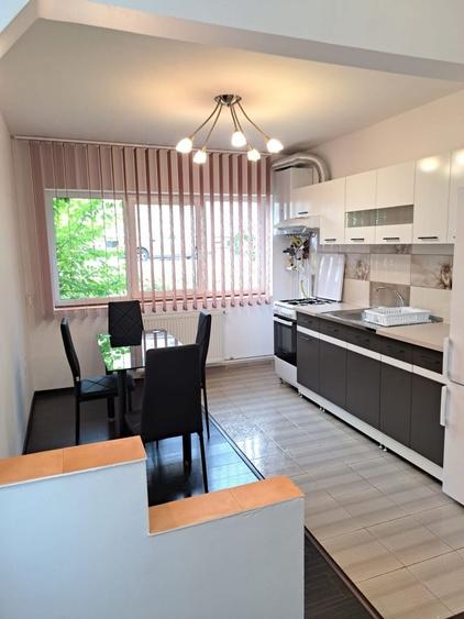 Apartament cu 2 camere decomandat în Dosu Bricii
