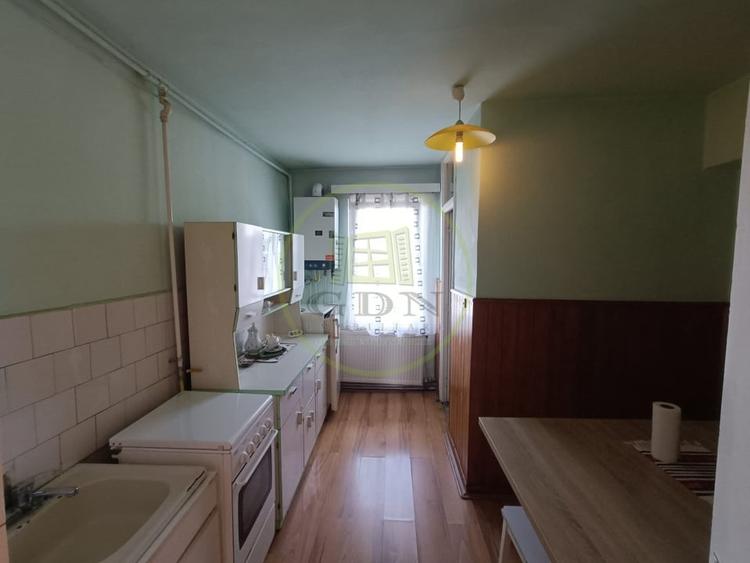 Apartament cu 4 camere de vânzare - Reghin - 7