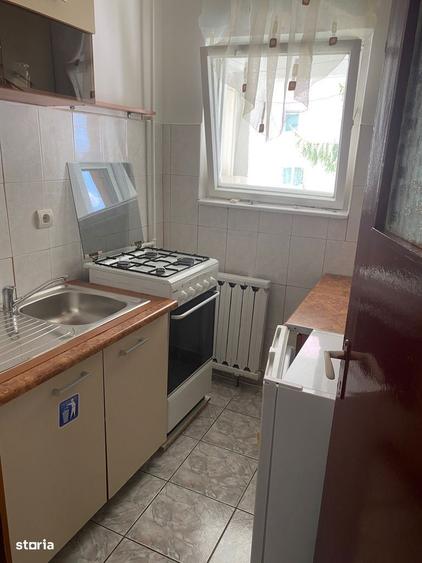 Garsoniera Manastur, zona McDonald's, et.2/4 - 3