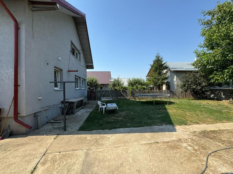 Vila 6 camere cu piscina- se accepta schimb cu apartament + diferenta - 17