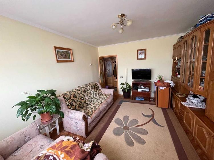 Apartament decomandat cu 2 camere in centrul orasului - 2