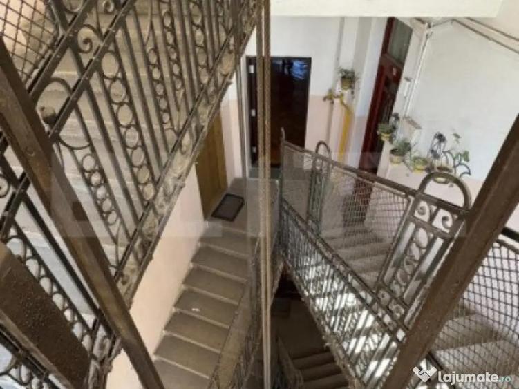 Apartament renovat complet situat in zona ultracentrala in c - 9