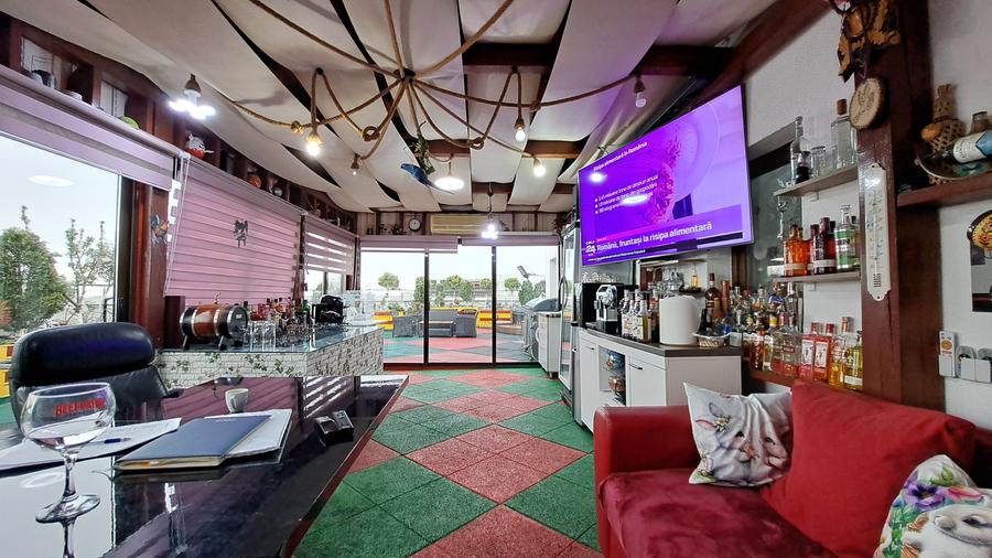 PENTHOUSE LUX - LOCATIE EXCELENTA -VIEW SUPERB - TERASA AMENAJATA 300 MP - 60