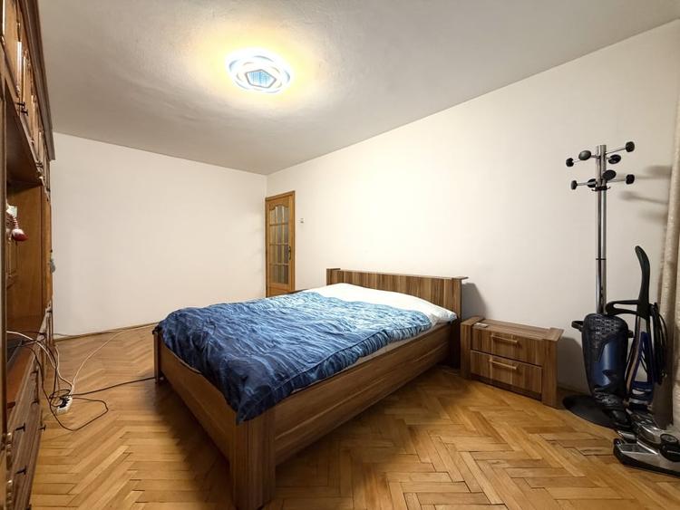 Apartament 2 camere, 52 mp utili, etaj 4, balcon 3mp -  Aradului - 1