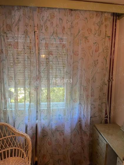 De vanzare apartament cu 3 camere Circumvalatiunii-Favorit etaj 3 amenajat centrala