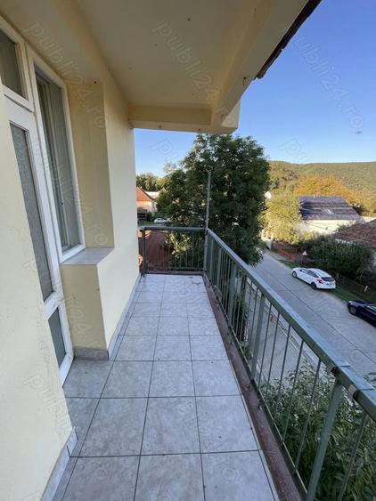 Vand apartament 2 camere Savarsin - 1