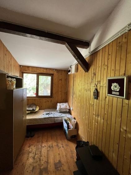 Casa-langa studiourile Buftea, 2 constructii, curte cu pomi, 2300mp, langa lac - 12