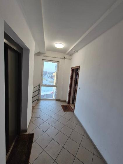 Vand apartament cu 2 camere - 3