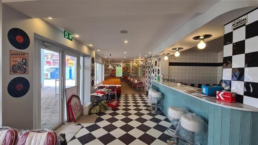 Benzinarie si restaurant de vanzare pe Calea Lugojului - 1