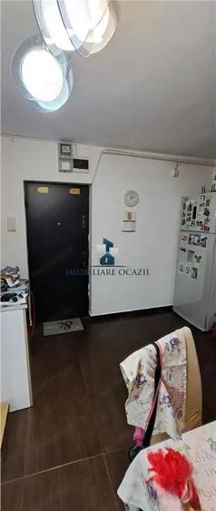 Vanzare Apartament 3 Camere Decomandat Berceni - 2