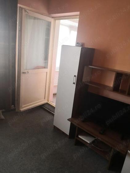 Ofer spre inchiriere garsoniera Onix - 3