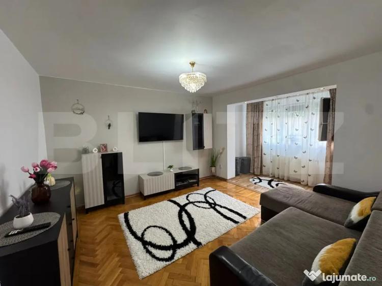 Apartament cu 2 camere decomandat în Central