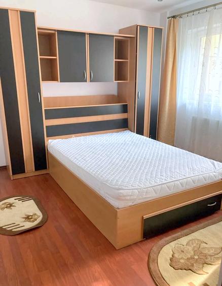 2 camere, decomandate, mobilat modern, in Zorilor, pe strada Padurii 2 camere, decomandate, mobilat modern, in Zorilor, pe strada Padurii