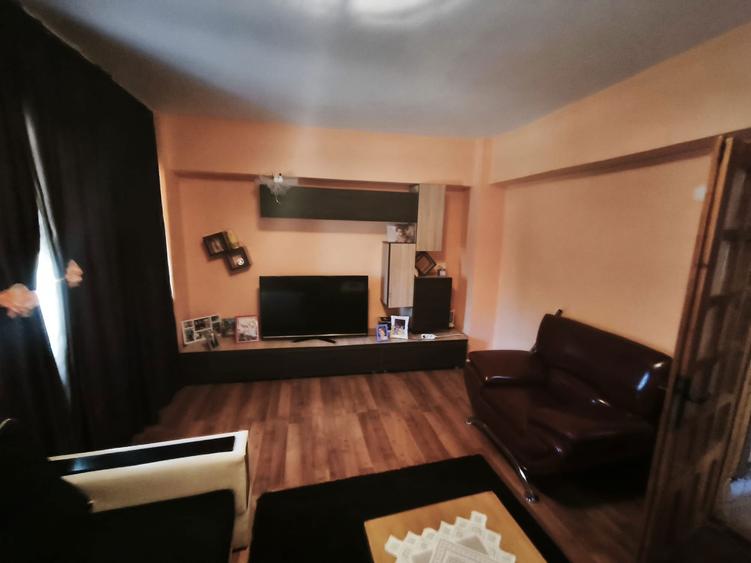 Apartament de vanzare - 7