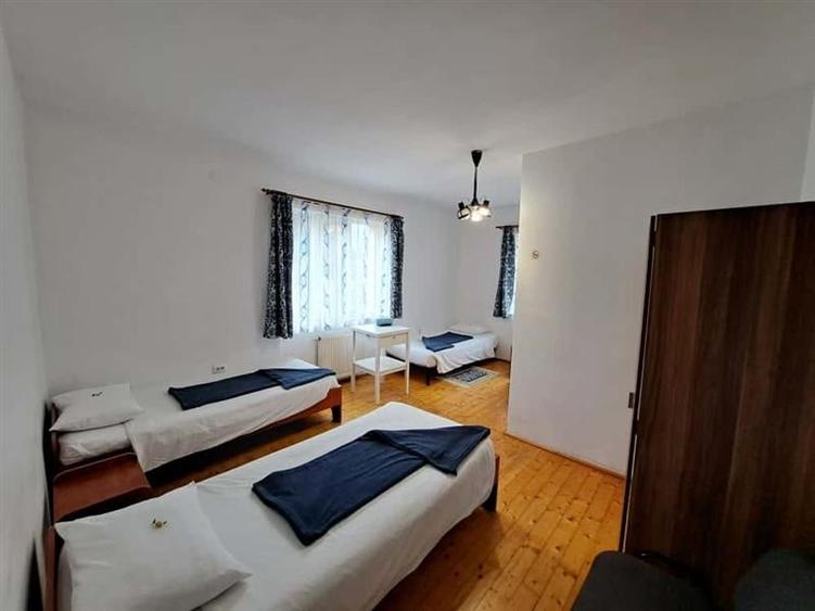 Cladire cu 10 camere, P+E+M, situata in cartierul Zorilor! - 1