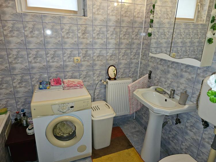 Chitila Sector 1-Bacului-P+1+M-5 camere, 2 bucatarii, 2 bai,2 centrale,400000€ - 15