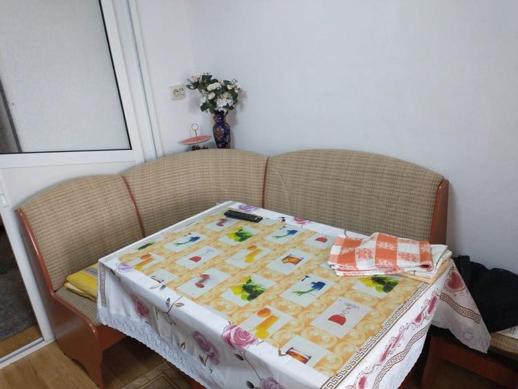 Proprietar - Vand Apartament 2 Camere + Garaj - Zona Cartier - 2