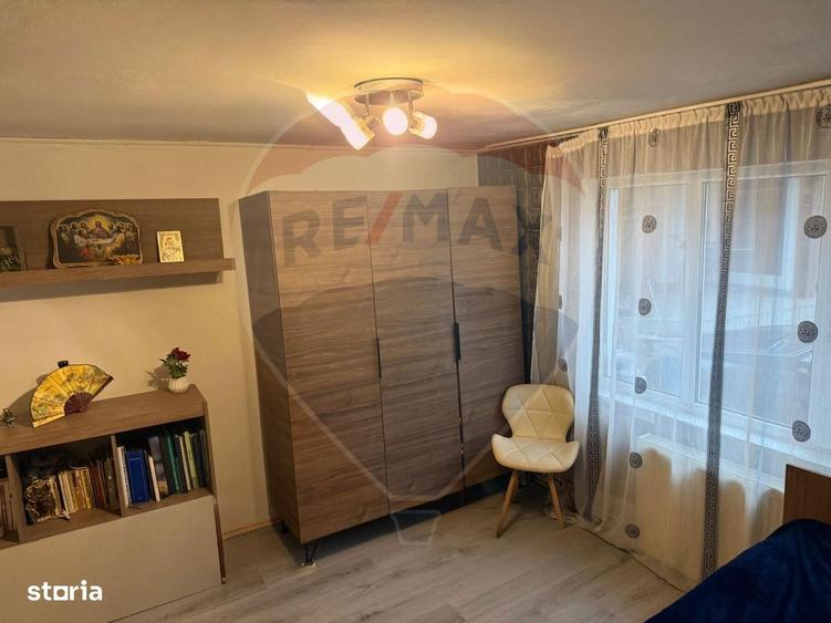 Casa / Vila cu 5 camere de vanzare - 7