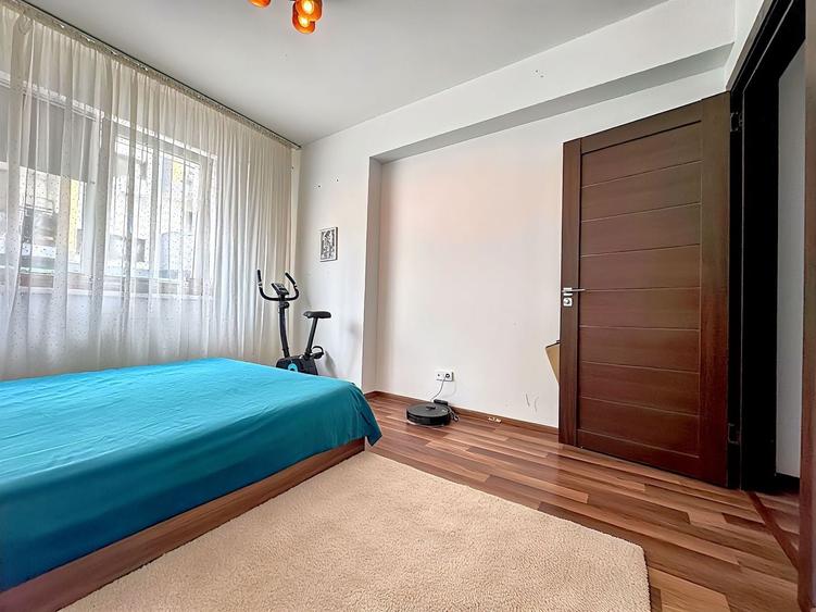 Apartament 3 camere decomandat bucatarie inchisa 2 bai Parcul Teilor - 5