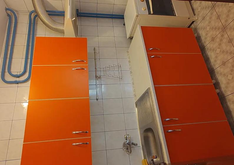 Proprietar Vand Garsoniera Pia?a Moghioro? - 1