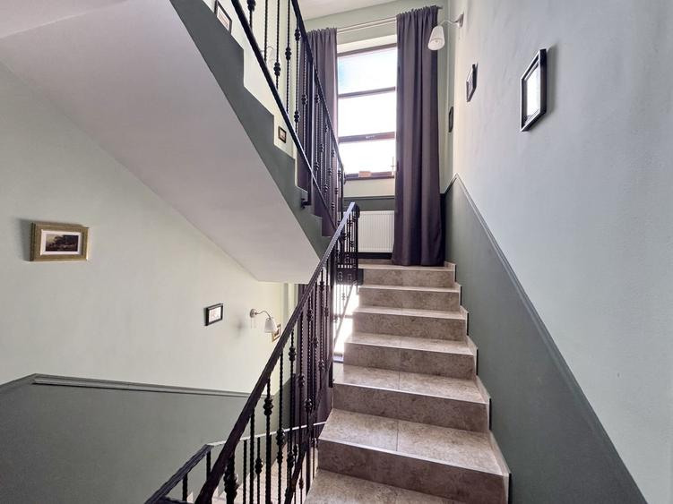 Investiție de Succes: Boutique Hotel la Cheie în Bran - 42