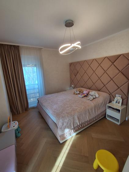 APARTAMENT DEOSEBIT DECEBAL(SPAȚIOS,DRESSING,2 BALCOANE,LOC DE PARCARE) - 16