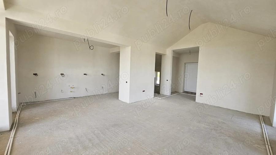 Casa Manastirea DEALU TARGOVISTE cu vedere la oras - 2