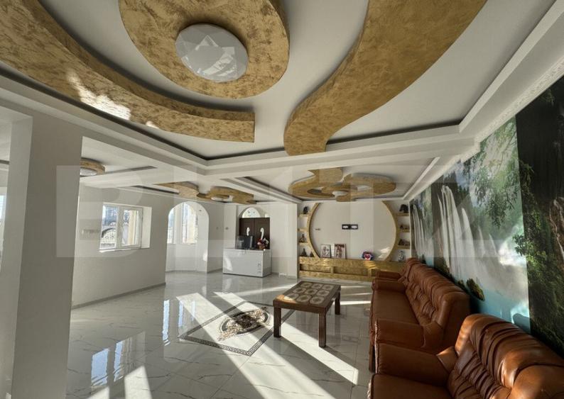 Casa cu 9 incaperi, P+1 283.69 mp, cartier Romanesti - 2