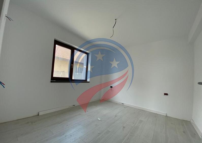 CASA SPATIOASA 4 DORMITOARE 100 M UTILI ZONA CAPSUNARIE D... - 1