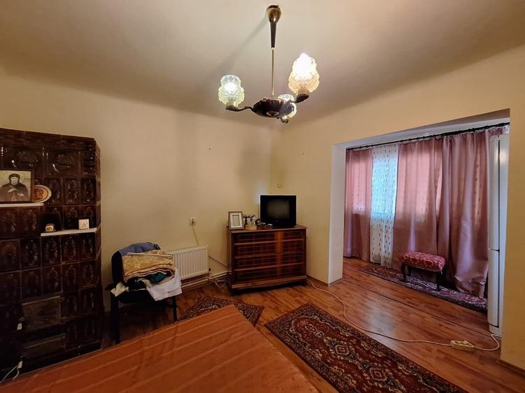 Frumusani, casa 6 camere 1000 mp teren DN4 2 centrale gaz 2 bucatarii - 14