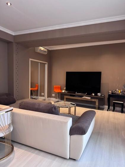 Apartament de vânzare cu 3 camere ,mobilat în zona Floreasca(Calea Floreasca) - 1