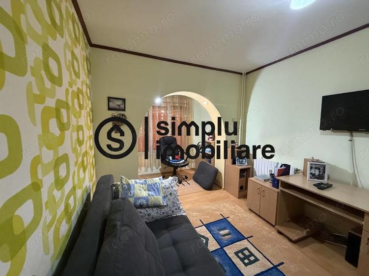 3 decomandate, etaj 2/4, centrala termica, Rovine - 157 000 Euro - 2